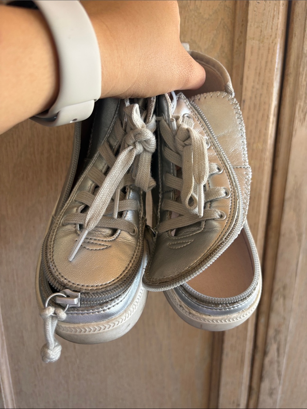 Billy Adaptive Shoes Sz 13 Silver